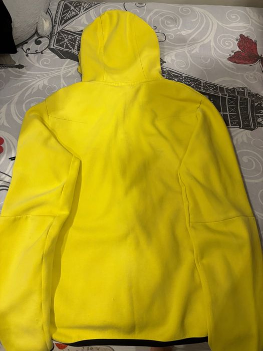 Tech fleece yellow