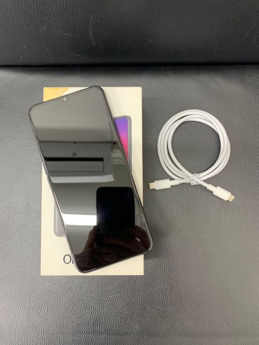 Оппо а5 в  отличном состоянии