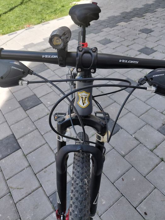 Vând bicicleta Velors nouă, unisex, roti 29 , frână pe disc