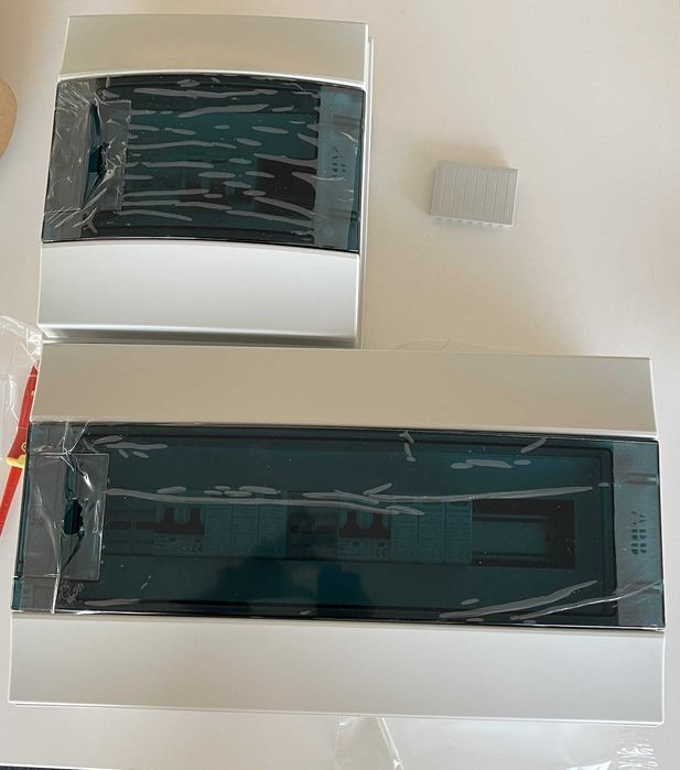 Професионални AC/DC Табла за Соларни Системи и Фотоволтаици