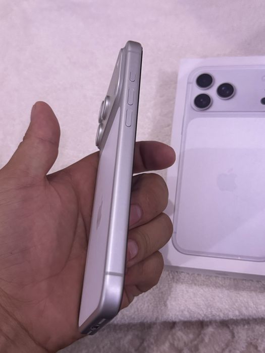 Iphone 17 Pro max идеальный состояние