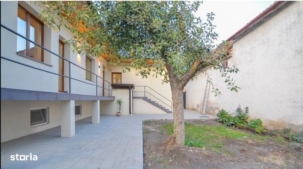 Casa semimobilata renovata modern in zona Spitalul Judetean