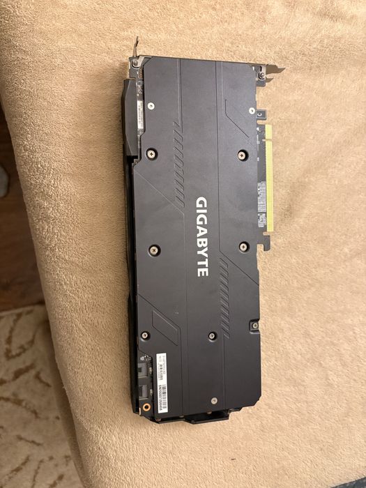 Видеокарта Gigabyte RTX 2070 Super 8GB