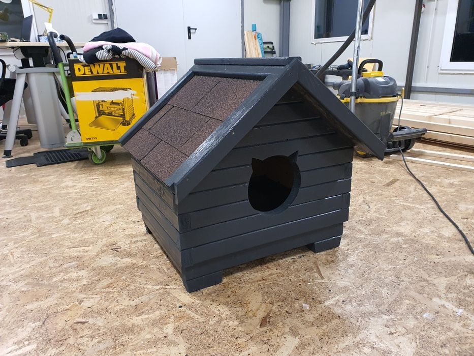 Cusca pisici, casuta lemn masiv