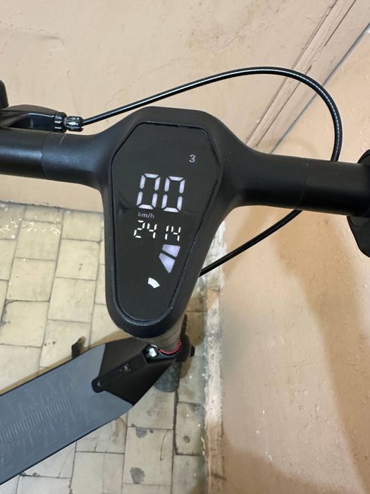 Samokat elektro KUGOO