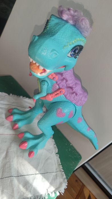 Динозаврик из Cave club от Mattel