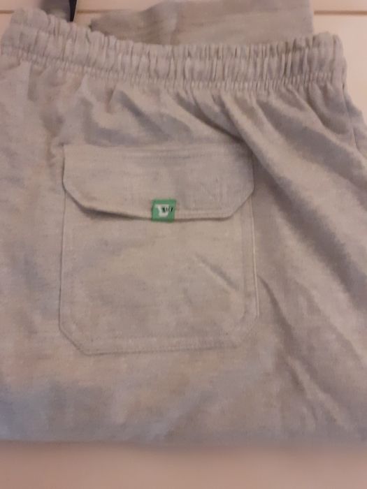 Долнища големи размери 30лв/бр