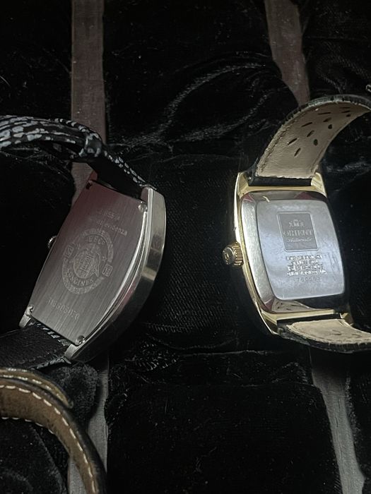 Наручные часы срочно продам