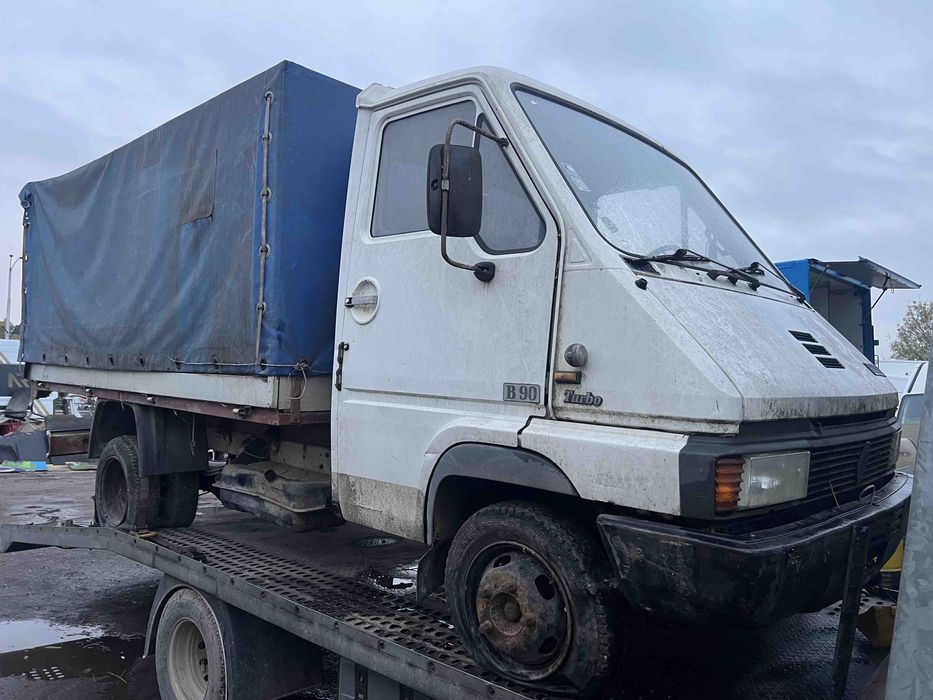 Рено мастер  На Части