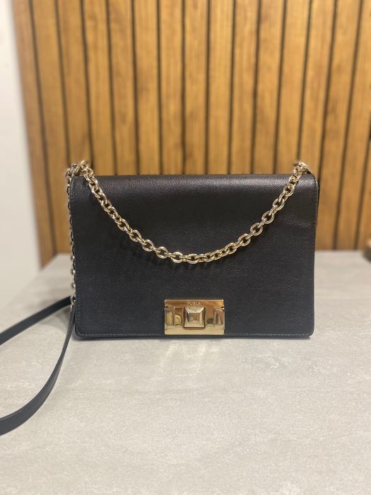 Черна чанта FURLA Metropolis