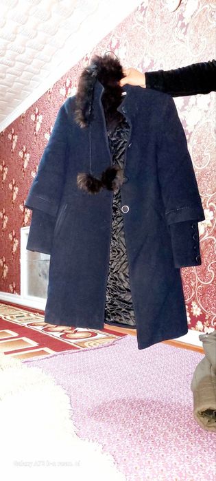 Kurtka koreski kiyilgan holati yangi