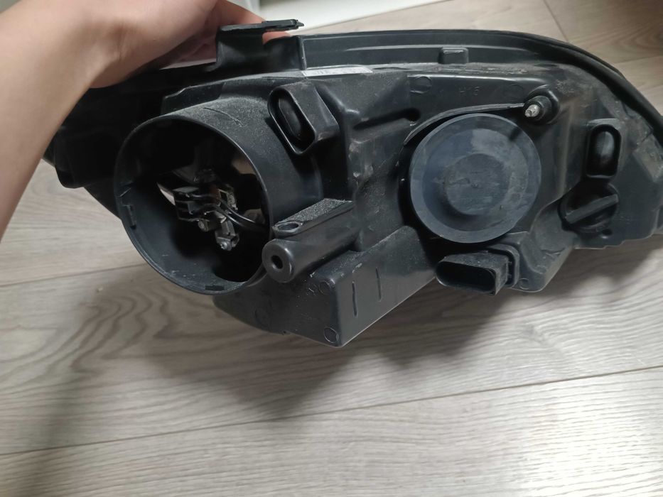 Съвместимост: Подходящ за модели Golf Plus (2004-2009).