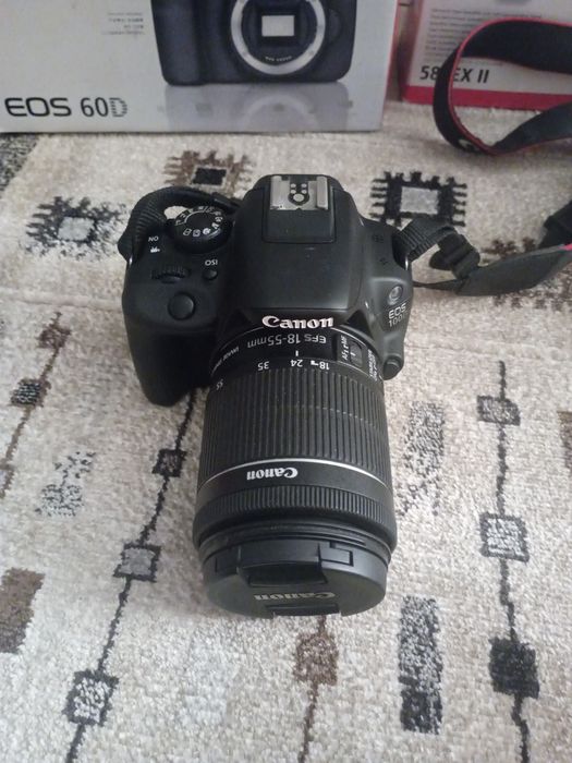 Фотоаппарат Canon