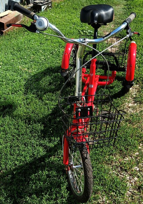 Bicicleta cu 3 roți