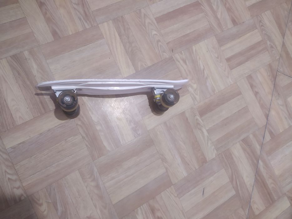 Продаю пенни борд за 5000