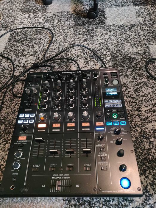 Pioneer djm 900 Nexus 2 in cutie