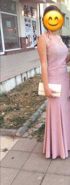 Дълга рокля с цвят пепел от рози