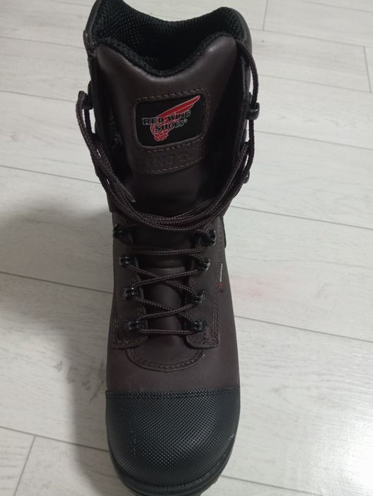 Спец обувь  Red Wing
