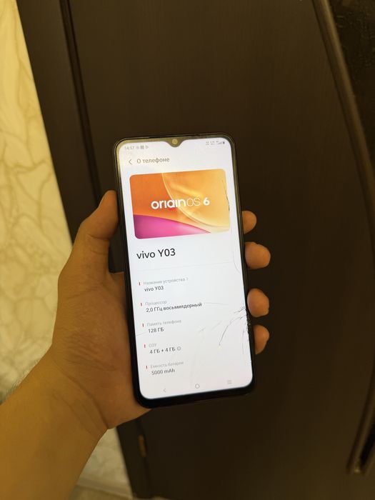 продам недорогой андроид VIVO V03