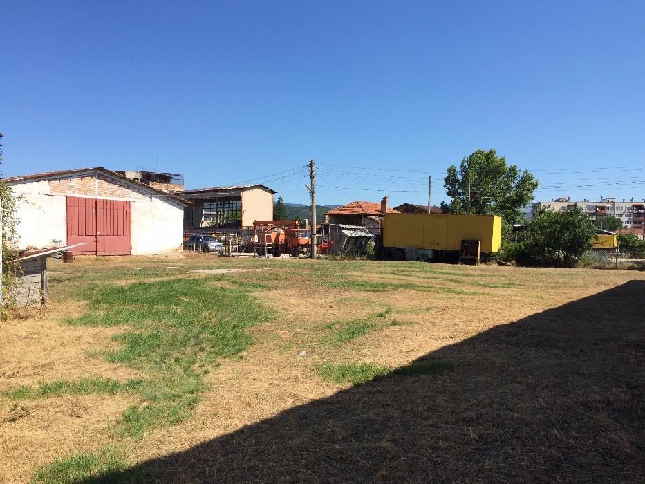 Продава се Промишлена сграда в Панагюрище - 1011 кв.м за 109 €/кв.м - Снимка #2