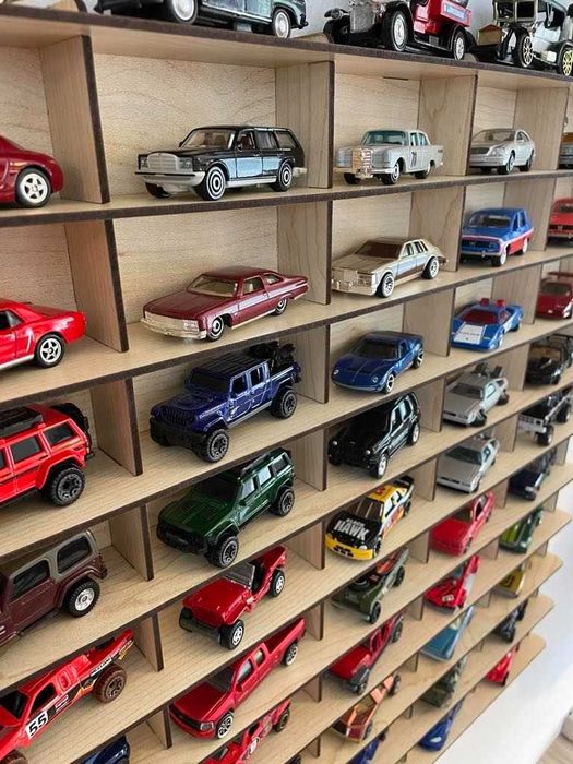 Hot Wheels Matchbox Majorette Siku - Дървена етажерка за макетни коли