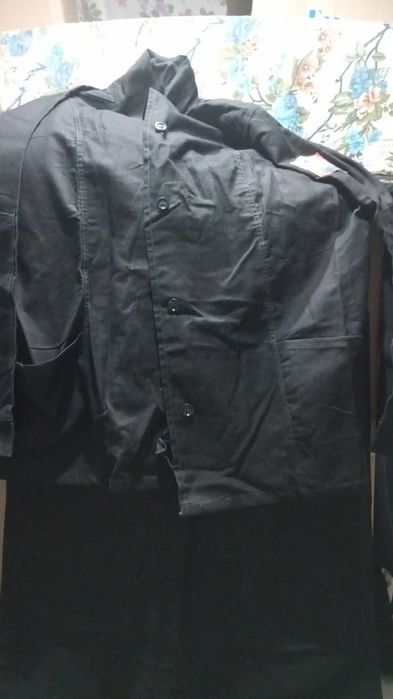 Продам спецодежду.