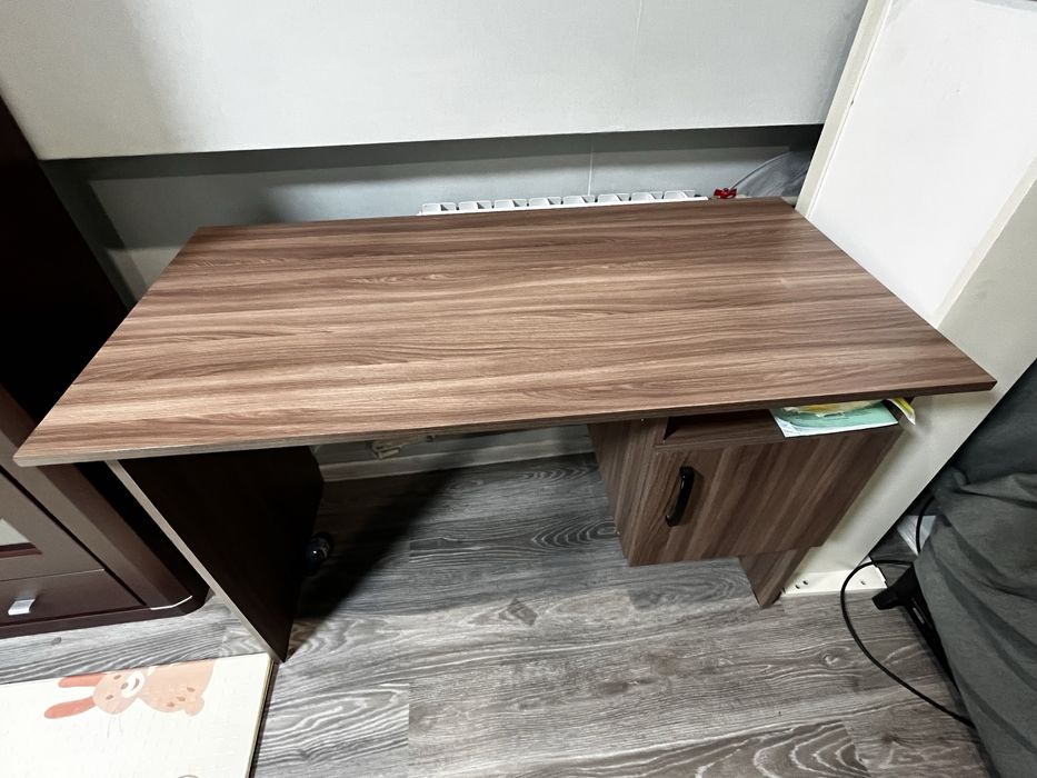 Продам рабочиц стол
