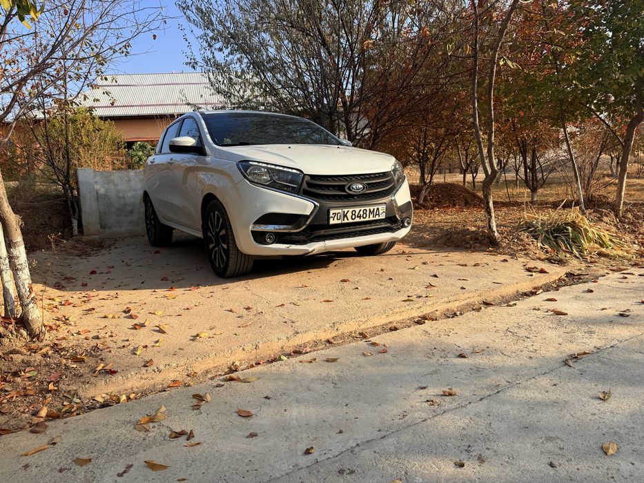 Lada Xray продается свой авто