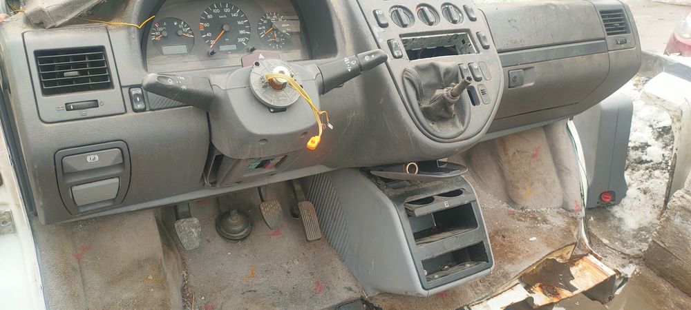 Авто разбор Мерседес Вито