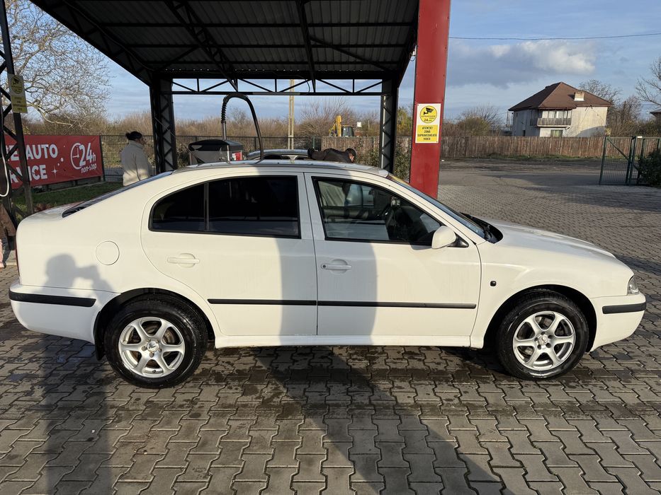 Vand Skoda Octavia 1
