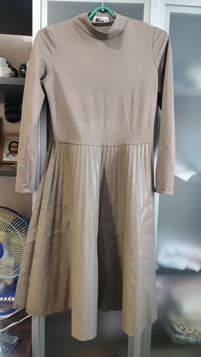 Продам дублёнку парку