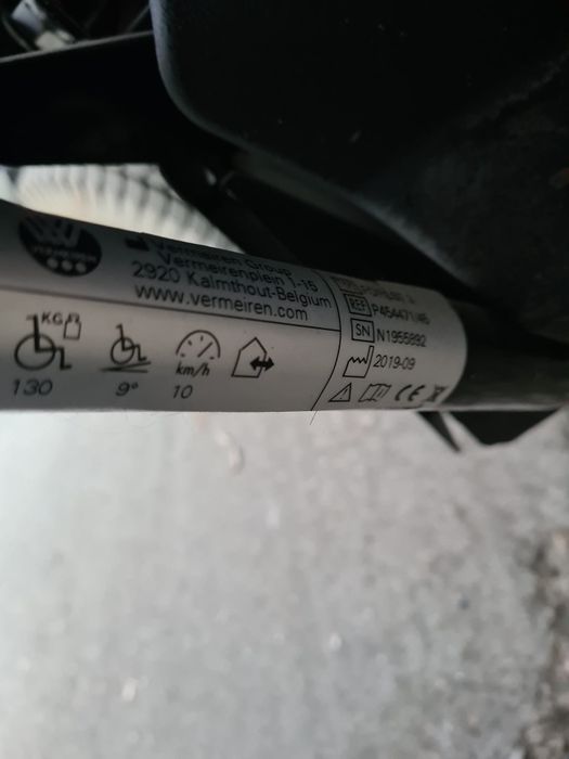 Căruț , scaun rulant electric Forest 3