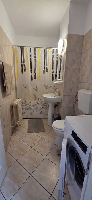 Închiriez acasă, pentru tine!