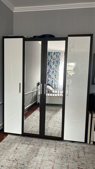 Продается шифоньер и комод