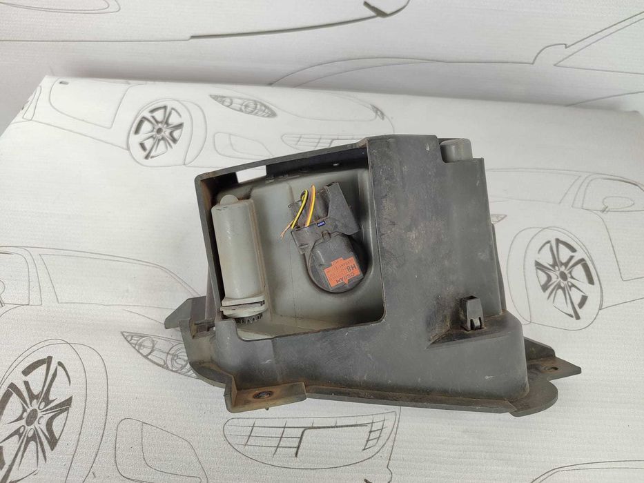 Proiector Ceata Stanga cu Suport Bara / Halogen Ford B-Max Minivan 2012–2017 / Cod OEM AV11-15267-AB (5D2)