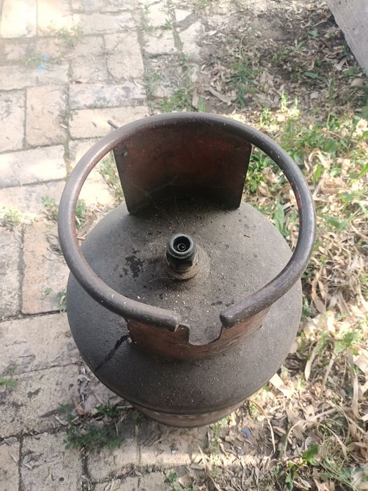 Газбаллон продам в наличии 4шт