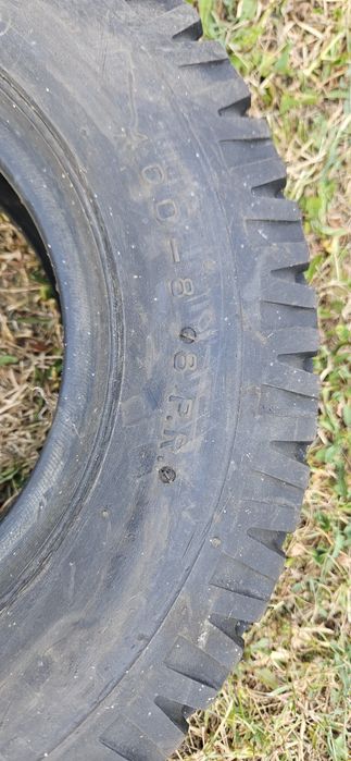 Cauciucurii remorca pe 8
