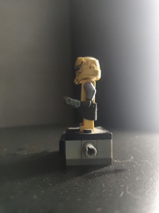 Лего мини фигурка Star wars Scarif stormtrooper