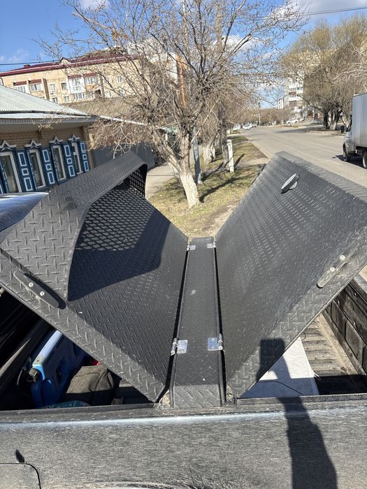 Крышка пикап hilux outback