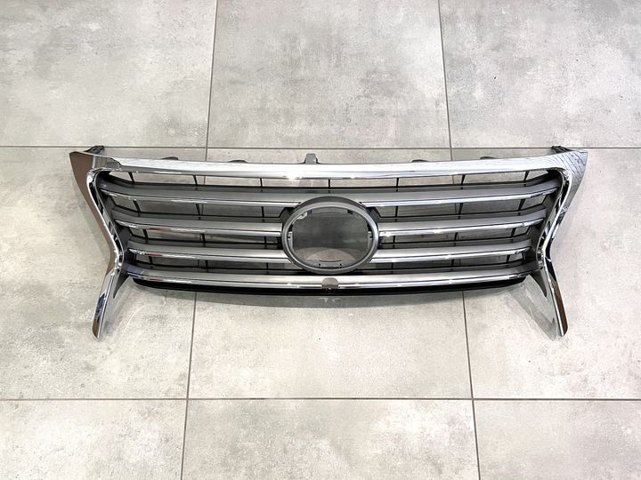 Решетка на Lexus LX 570 рестайлинг