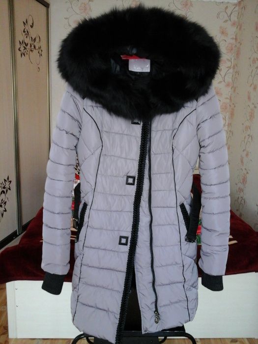 Продам: Пуховик..