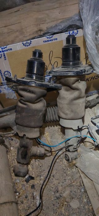 Амортизаторы  пневмоа ауди а6 с5