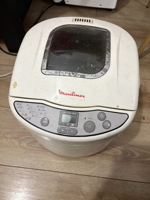 Masina de paine Moulinex defect