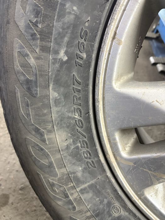 Продам балоны от тойоты 200