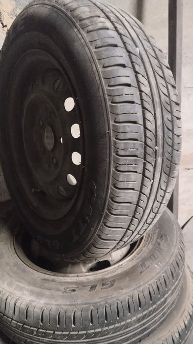 Колесо с дискоми r14 летние