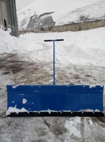 Lama plug lopata manuala pentru curatat zapada cu roti si manere