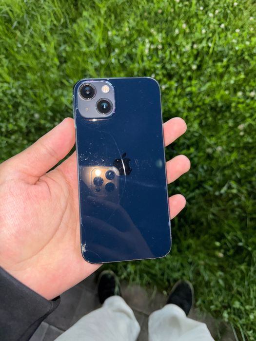 iPhone 13 BLUE 310$