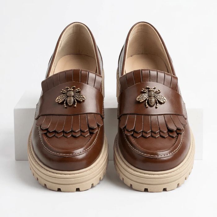 Incaltaminte din piele naturala