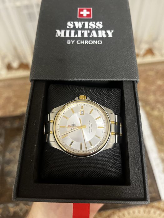 Часы Swiss Military
