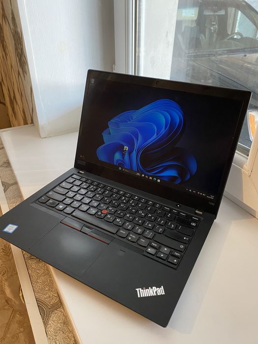 Lenovo Thinkpad (T490)